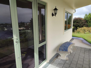 Panoramic vista on burns, New Plymouth